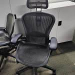 hfc-aegb Herman miller aeron chair with headrest size B classic graphite color fully loaded