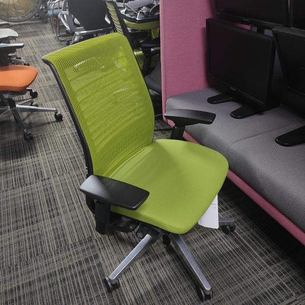 hfc-steelcase think v2 office chair green fabric 2018