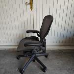 hfc-fully loaded classic Aeron chair quartz mesh size B with lumbar support