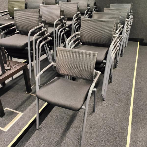 hfc-mesh back meeting chair x9