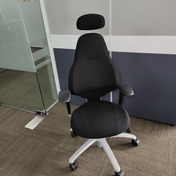 hfc-RH mereo 220 ergonomic office chair used front
