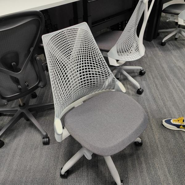 hfc-sayl used herman miller sayl chair w/o armrest