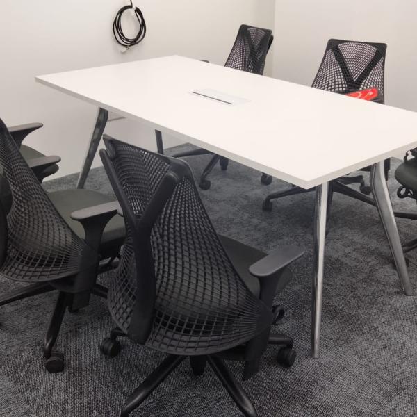 HFT-6Pax White Meeting Table Wooden 180x90cm