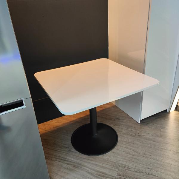hft-pantry used table 80x80x75cm