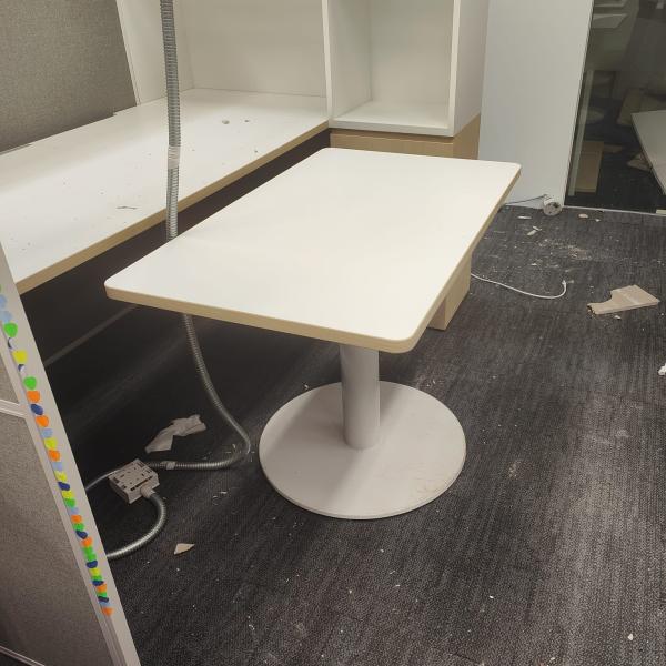 hft-side table 100x60cm x h70cm solid base