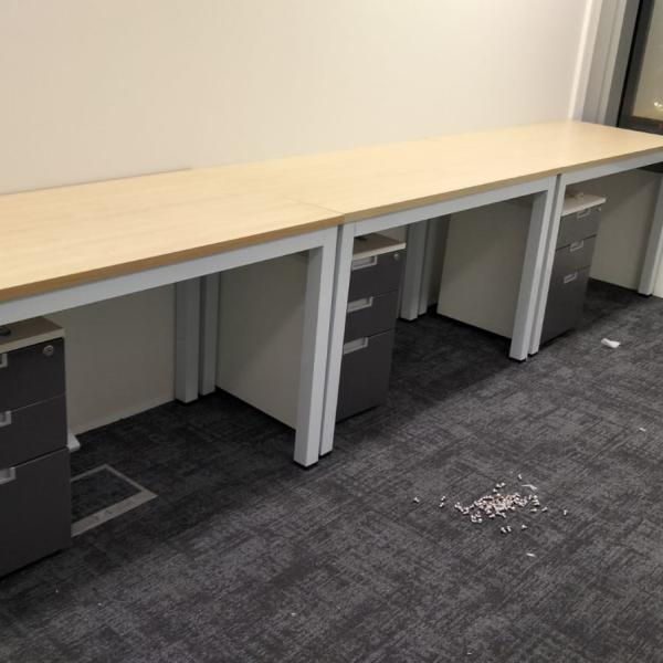 hfw-hot desk 120x60cm maple/white ex stock.