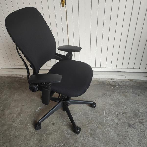 HFC-Steelcase Office Chair Leap V2 Black