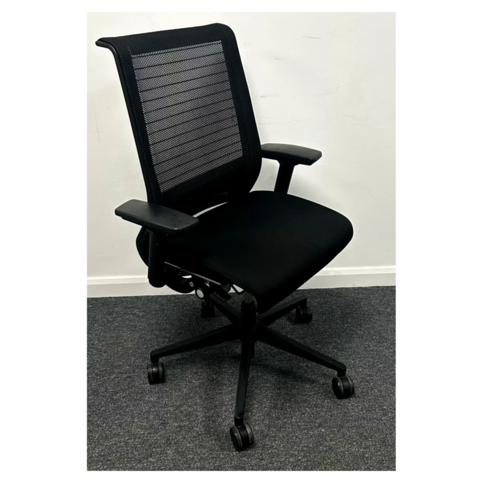 Steelcase Think V1 Ergonomic Office Chair Black